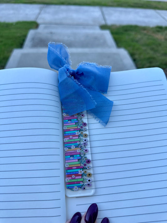 Floral Bookshelf Bookmark