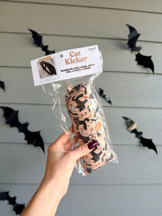 Spooky Cat Kicker 10”