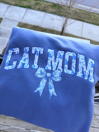 Girly Cat Mom Crewneck Sweatshirt