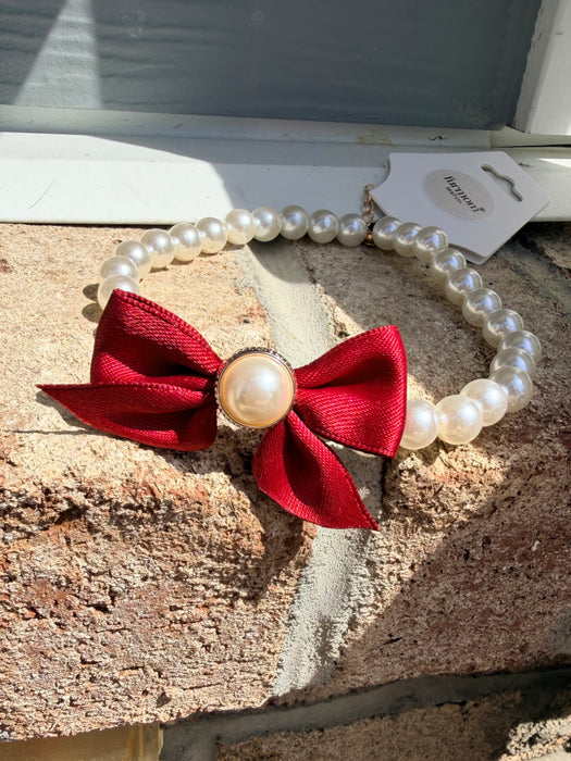 Pearl Bow Necklace