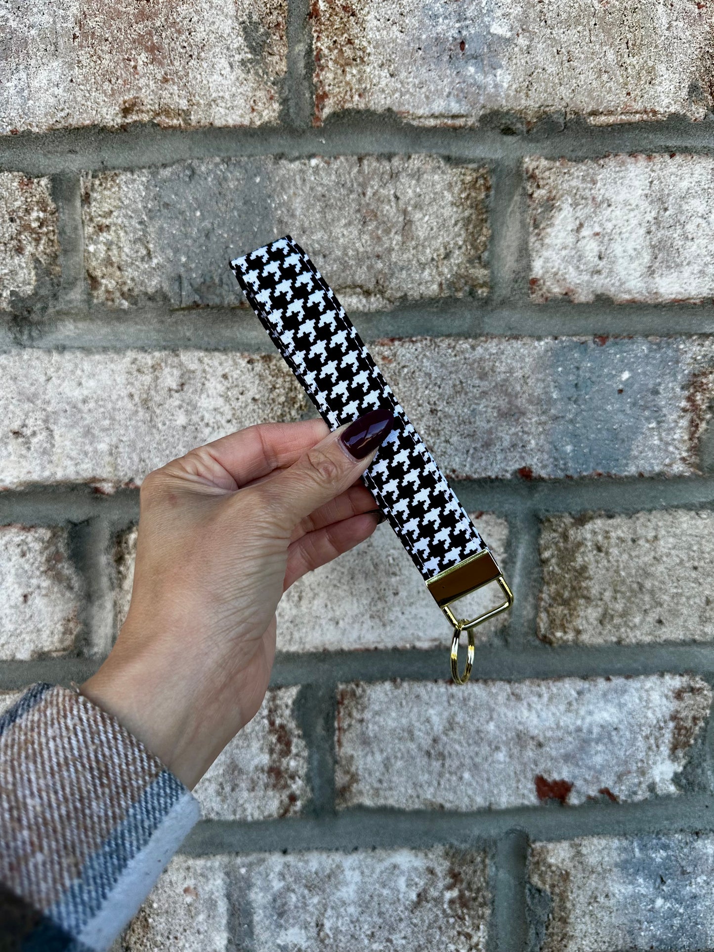 Black & White Plaid Wristlet