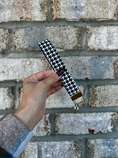Black & White Plaid Wristlet