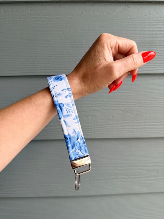 Vintage Blue Floral Wristlet