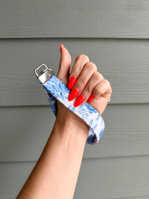 Vintage Blue Floral Wristlet