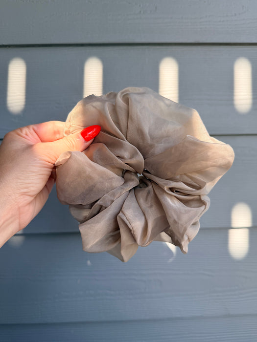 Jumbo Organza Scrunchie