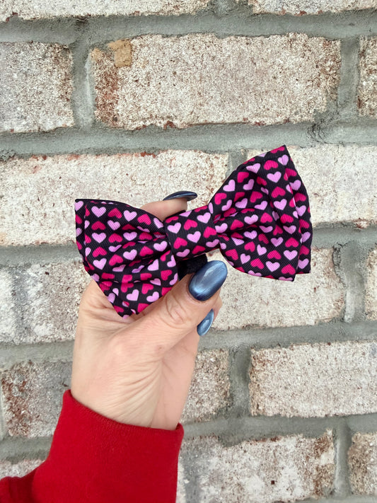 Pretty in Hearts Bow Tie