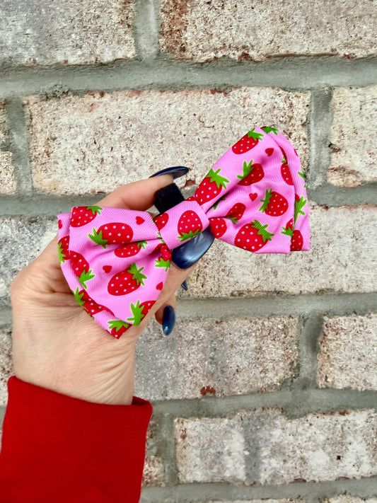 Strawberry Fields Bow Tie