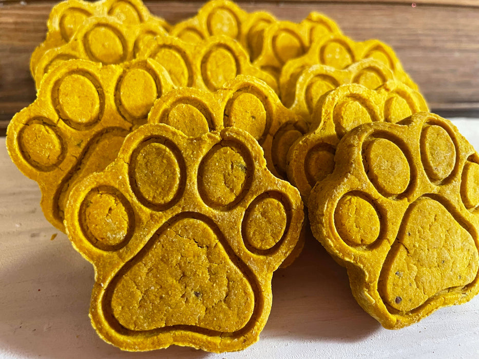 Pumpkin Paws - Dog Treats: 6 OZ